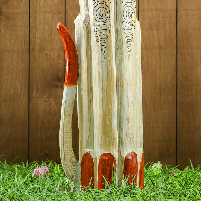 Сувенир дерево "Светлая кошка с украшениями" 16х7х100 см