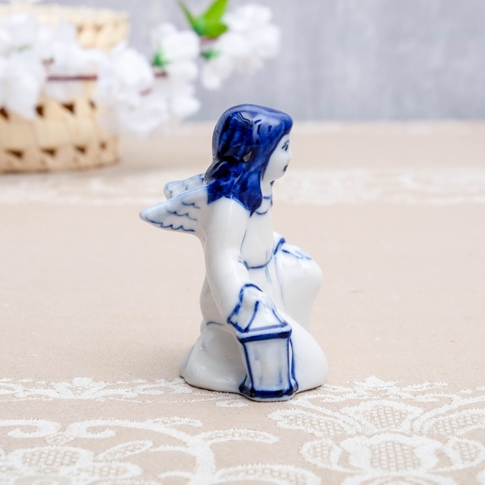 Сувенир «Ангел с фонариком», 7×10,8 см, гжель