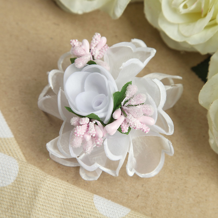 Бант для девочек с резинкой "Малышка", с цветочным декором, 8 см, микс