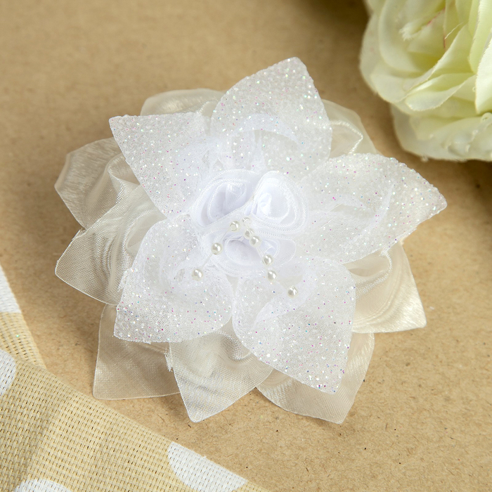 Бант для девочек с резинкой "Мисс Дет.сад",10 см, с блестяшками, белый