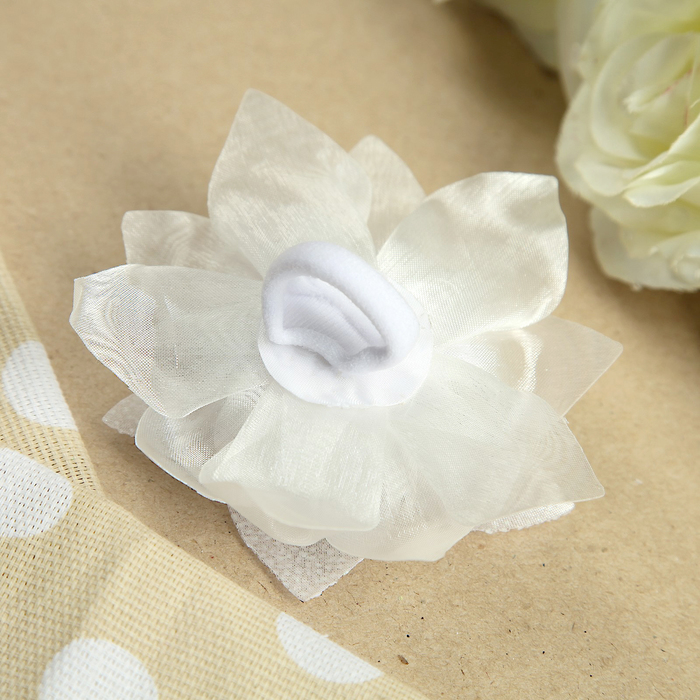 Бант для девочек с резинкой "Мисс Дет.сад",10 см, с блестяшками, белый