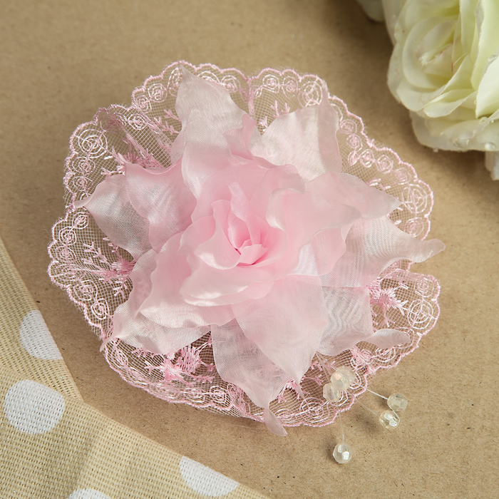 Бант для девочек с резинкой "Шампань", с вышивкой, 14 см, микс