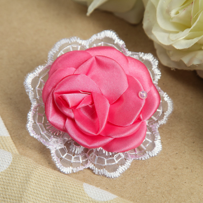 Бант для девочек с резинкой "Миленький", с вышивкой, 7 см, микс