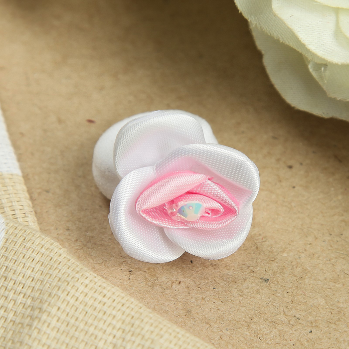 Резинка для волос "Жух-жух", с бусинкой, 2 см, белый