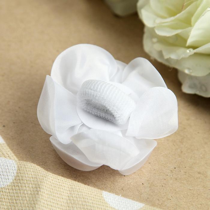 Бант для девочек с резинкой "Краса", с бусинами, 8 см, белый