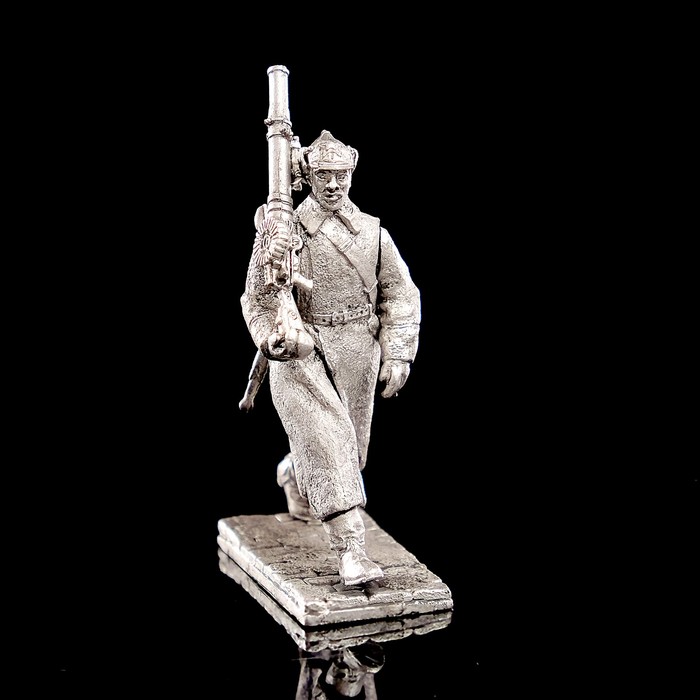 Оловянный солдатик "Рядовой с льюисом. Парад 7 ноября 1941"