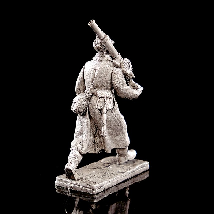 Оловянный солдатик "Рядовой с льюисом. Парад 7 ноября 1941"