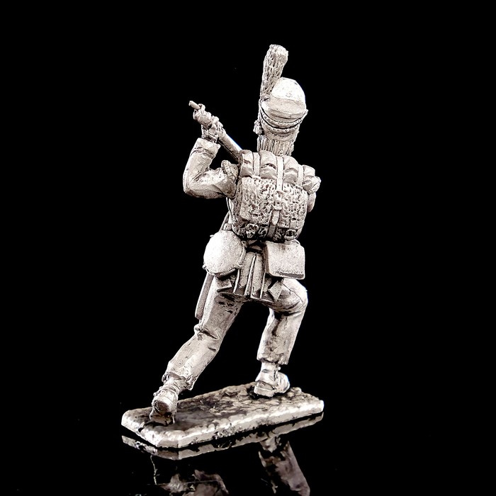 Оловянный солдатик "стрелок португальских егерей касадорес 1808-11 го"