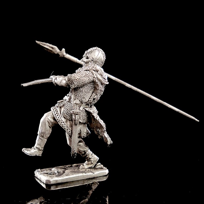 Оловянный солдатик "Викинг с копьём"