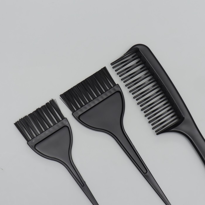 Набор для окрашивания, 4 предмета: кисть-2шт, расчёска с ручкой, чаша, цвет чёрный