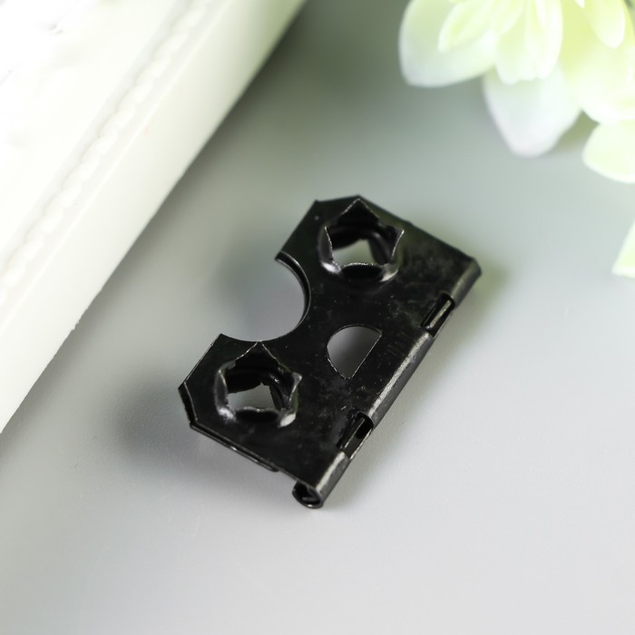 Петля забивная для фоторамок металл угол открывания 30 градусов 1,7х2,7 см