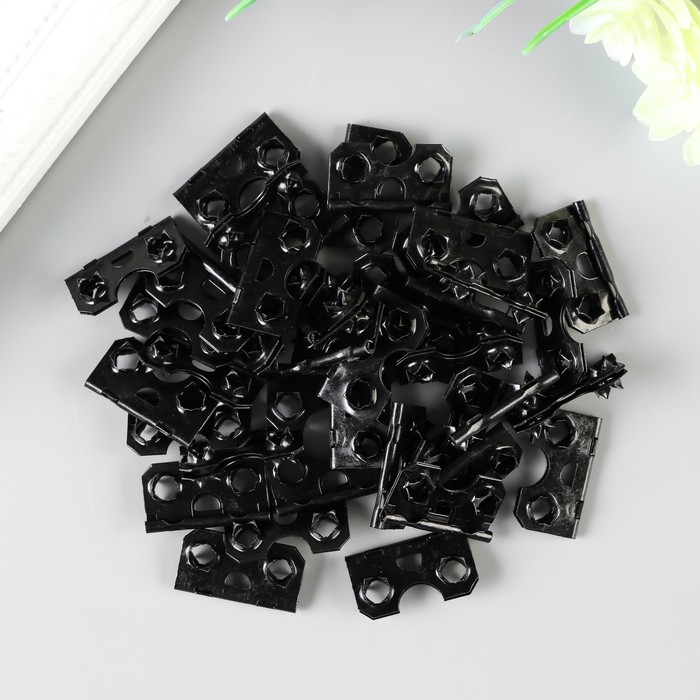 Петля забивная для фоторамок металл угол открывания 30 градусов 1,7х2,7 см