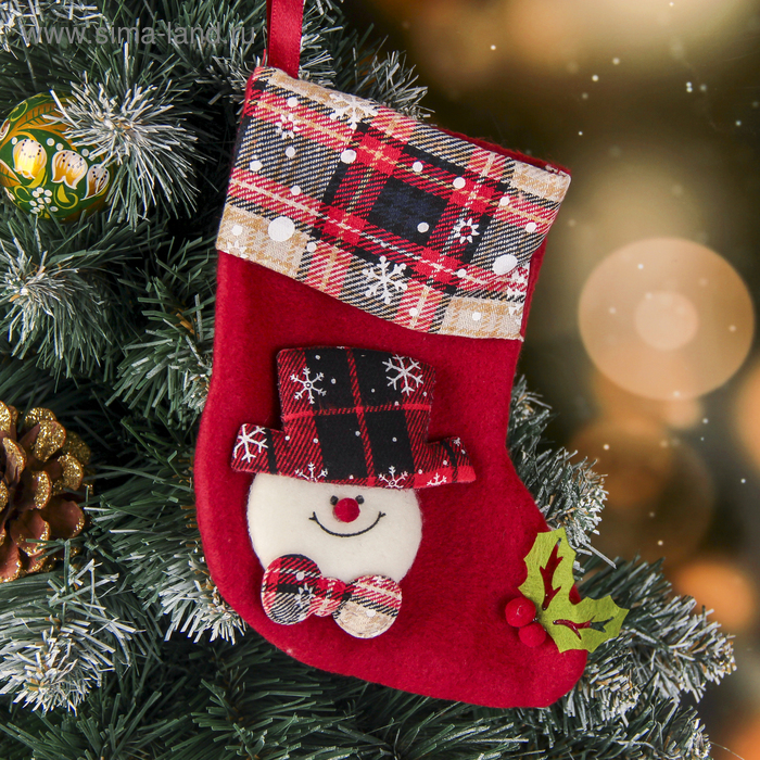 Носок для подарков Рождественская песня Снеговик, 13х17 см, красный носок для подарков снегопад снеговик 18х26 см бело красный