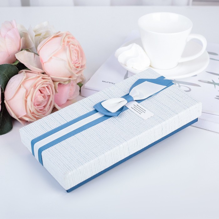 Коробка подарочная 21,3 х 10,7 х 3,5 см МИКС