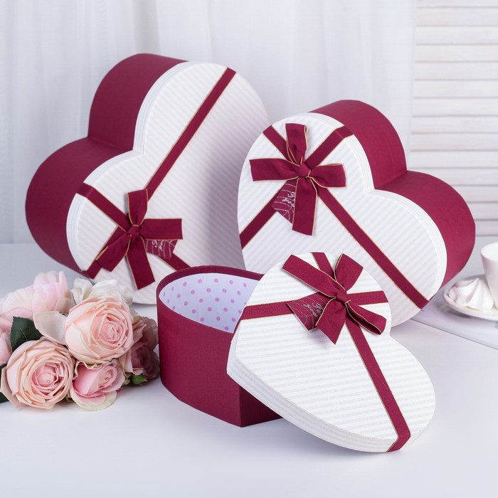 Коробка 3в1 сердце 31 х 27,5 х 14,7/27 х 24 х 13,2/22,5 х 20 х 10,2 см