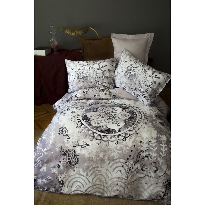 КПБ Leron евро, 240×260 см, 200×220 см, 50×70 см-4 шт., сатин 125 г/м2