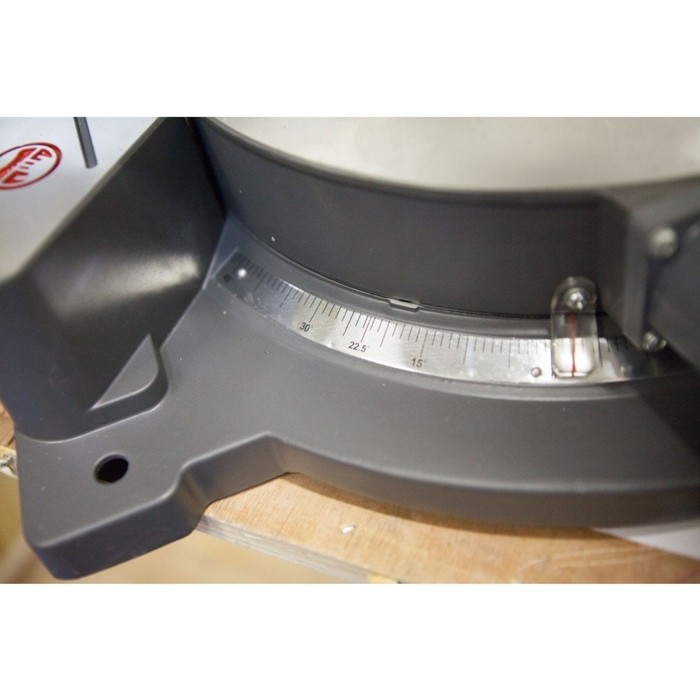 Пила торцовочная Stalex JMS-10, 1.4 кВт, диск 250х30мм, 4500об/мин, пропил 75х145мм, лазер