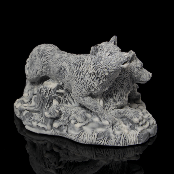 Сувенир "Семья волков" 6 см