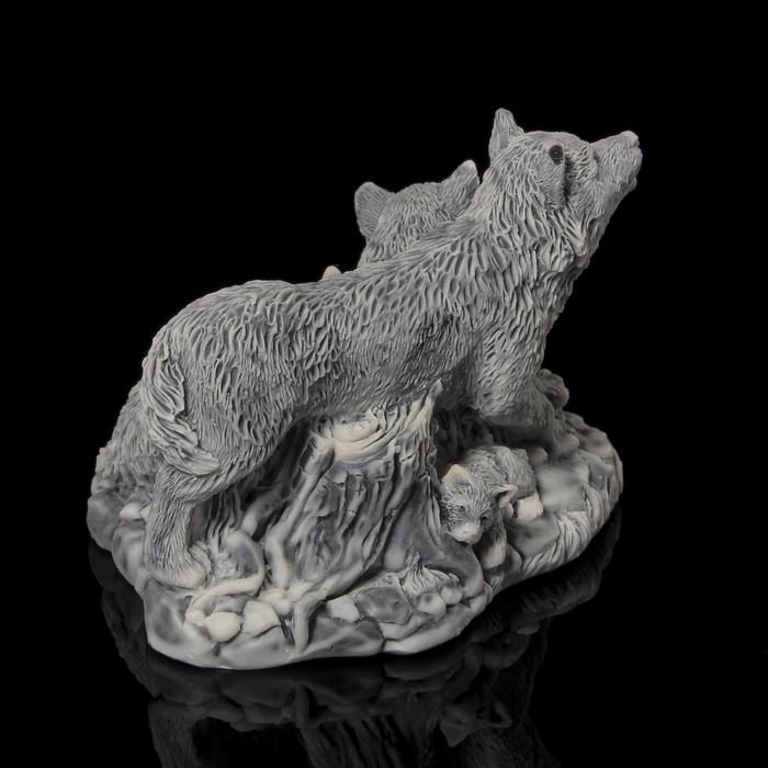 Сувенир "Семья волков" 6 см