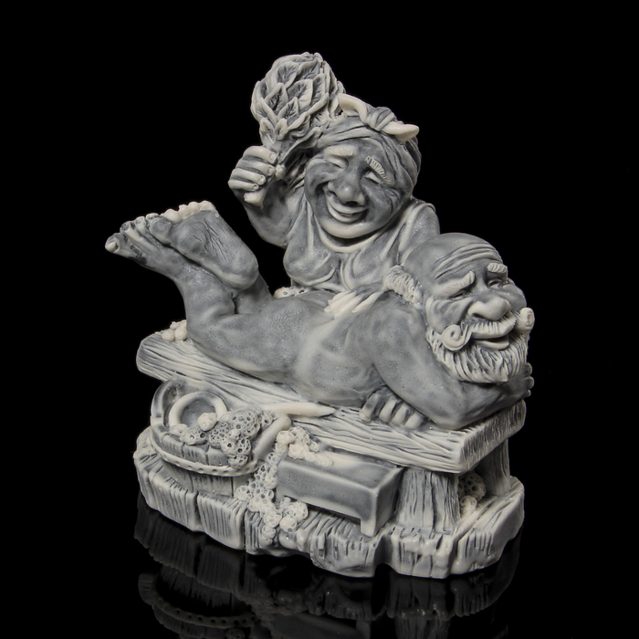 Сувенир "Дед и бабка 1 "В бане" 8 см