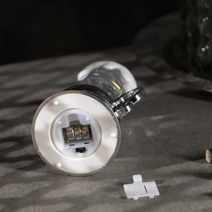 Фигура световая "Свеча серебряная", 15х7х7 см, от батареек 3*AG13, пламя моргает, RGB