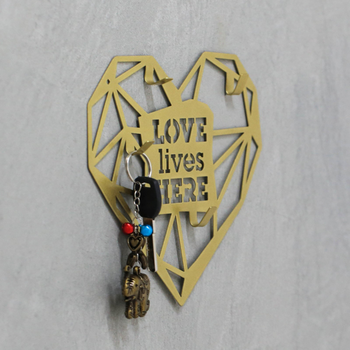 Панно с крючками "Сердце"