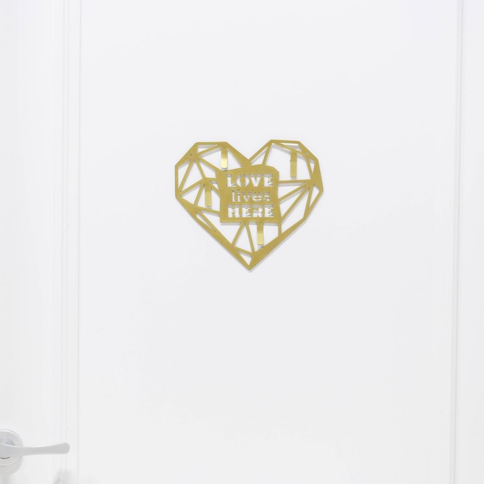 Панно с крючками "Сердце"