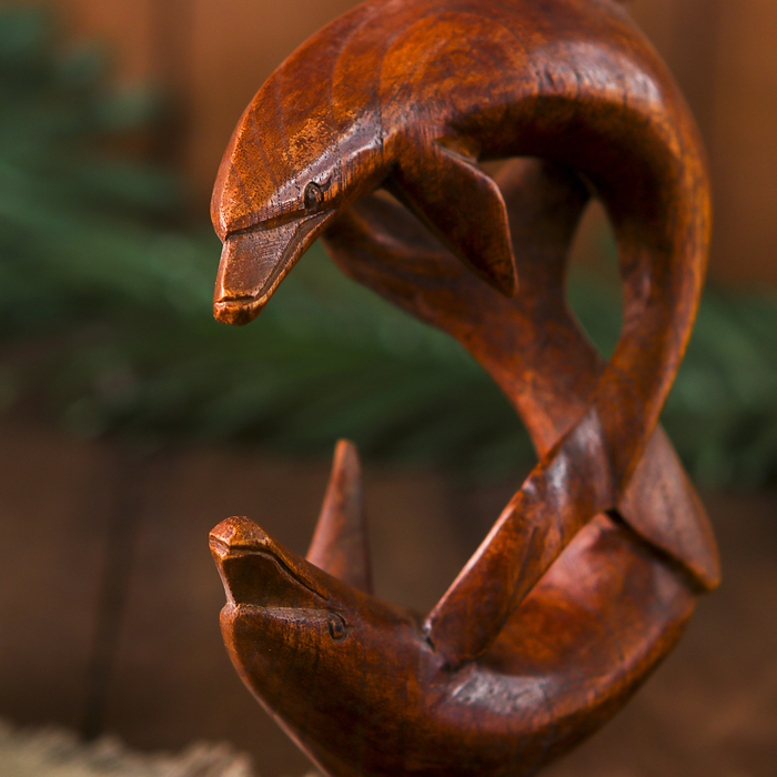 Сувенир дерево "Парочка дельфинов" 20 см