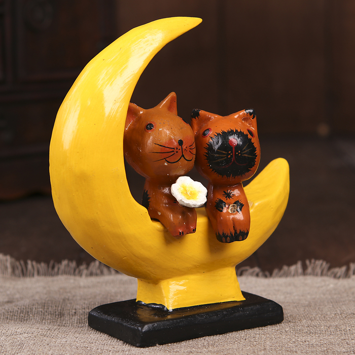 Сувенир "Котята на луне" дерево, 14 см МИКС
