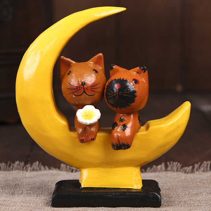 Сувенир "Котята на луне" дерево, 14 см МИКС