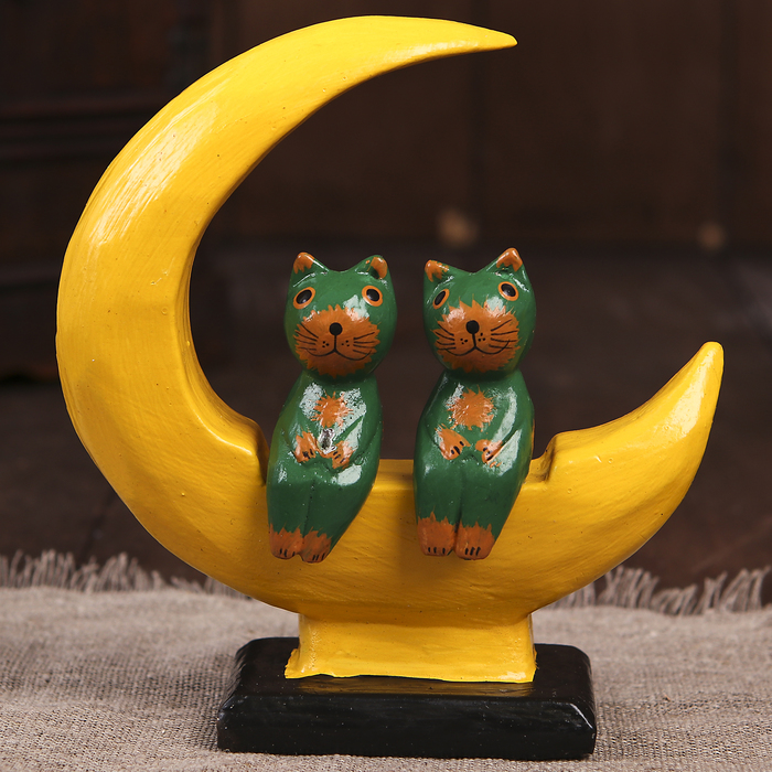 Сувенир "Котята на луне" дерево, 14 см МИКС