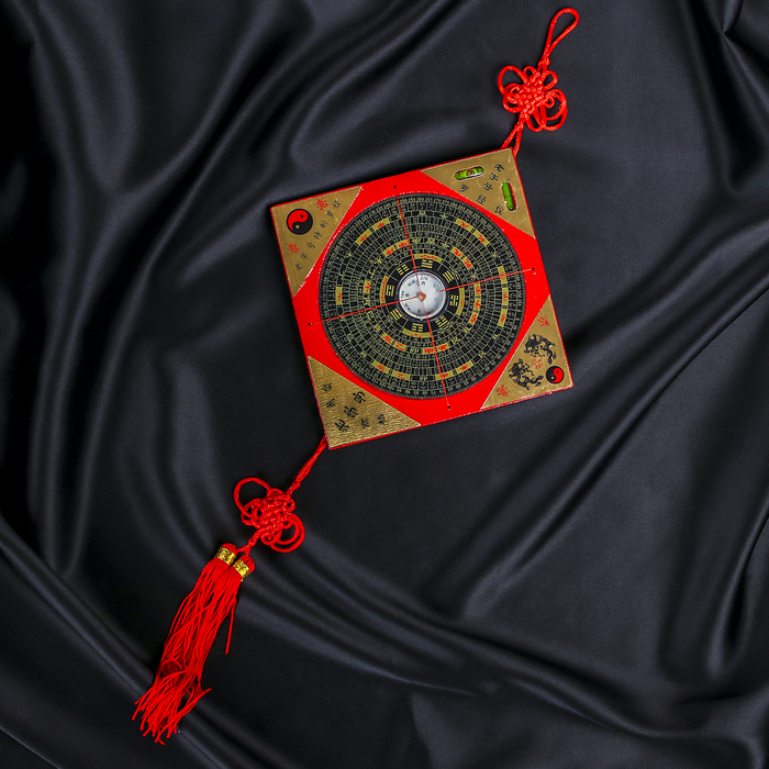 Сувенир "Компас Фен-Шуй" 13х13 см