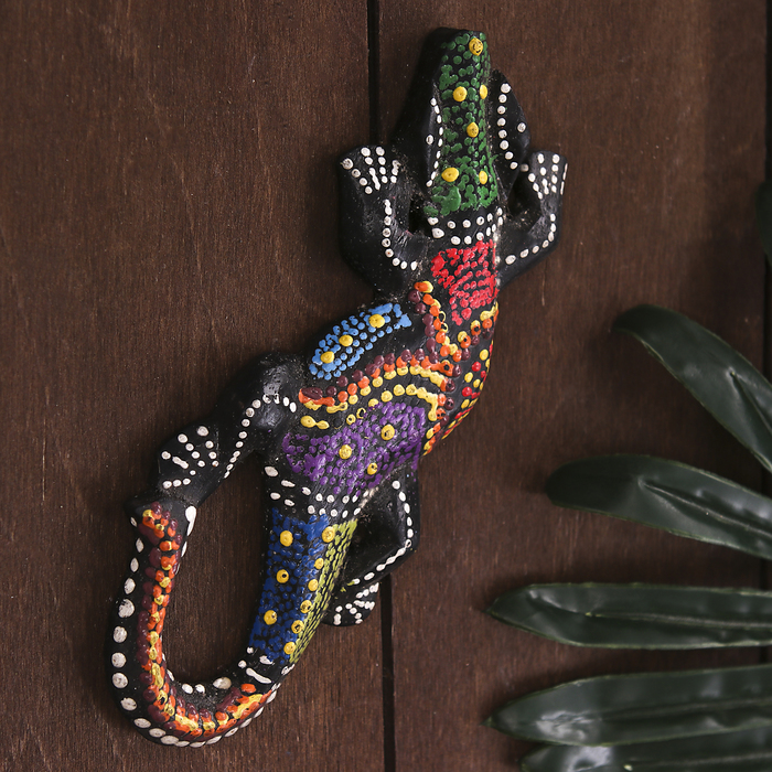 Панно настенное "Геккон в точку" дерево 15-16см МИКС