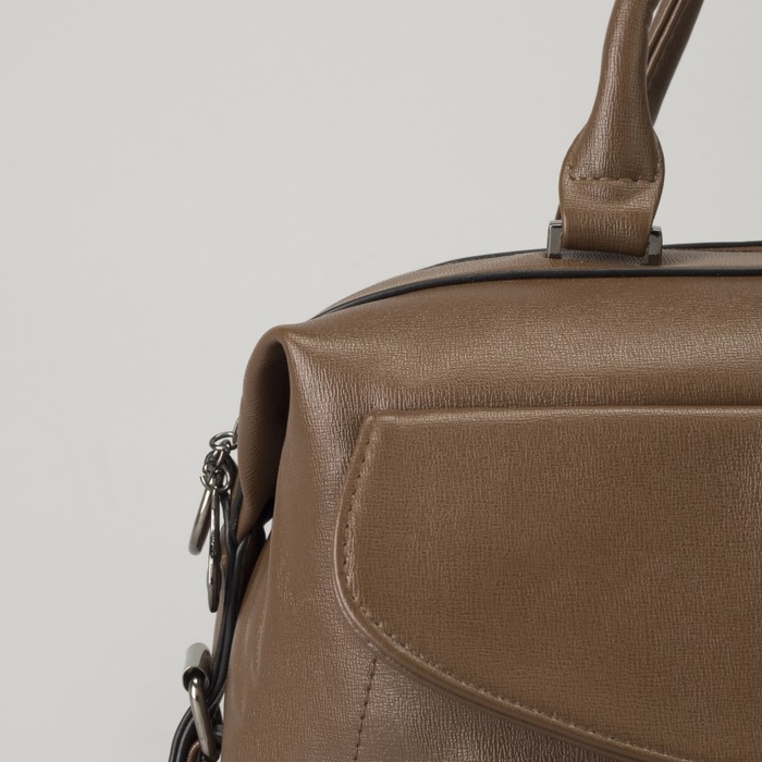 Сумка женская, отдел на молнии, 2 наружных кармана, длинный ремень, цвет хаки