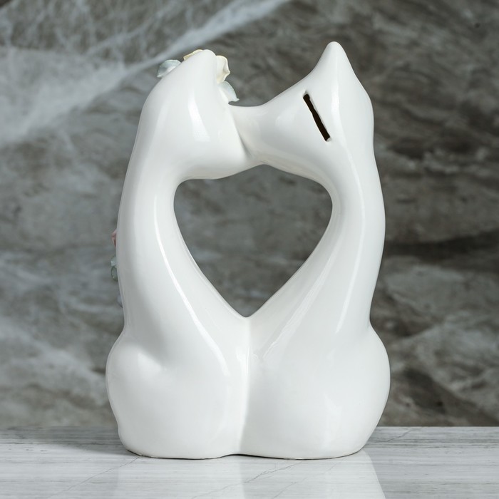 Копилка "Коты Поцелуй" лепка