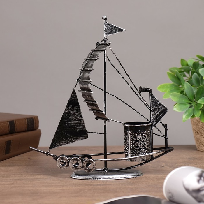 Сувенир металл "Корабль" золотая патина МИКС 26х24х7,5 см