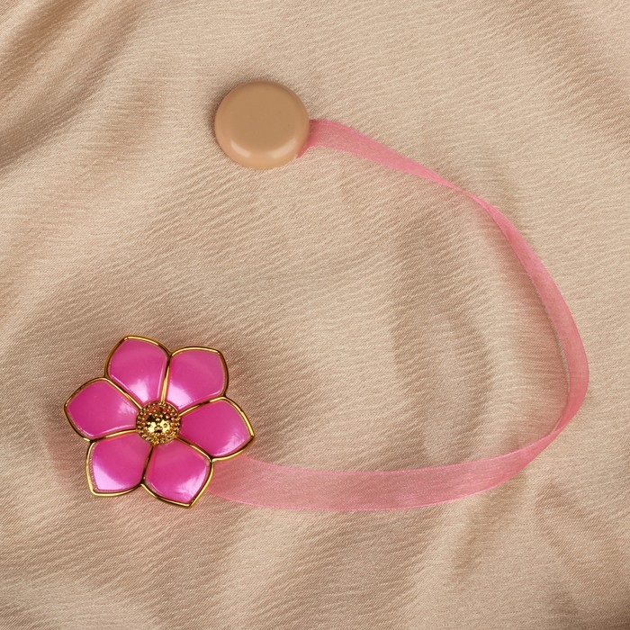 Подхват для штор на ленте "Цветок", d=6см, 1шт, золотая кромка, цвет розовый