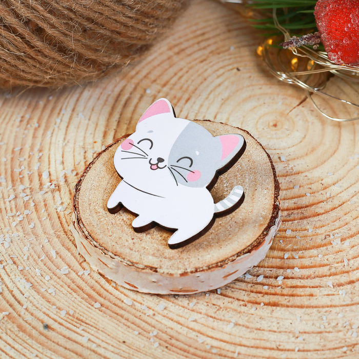 Набор "Улыбок и радости", значок, серёжки