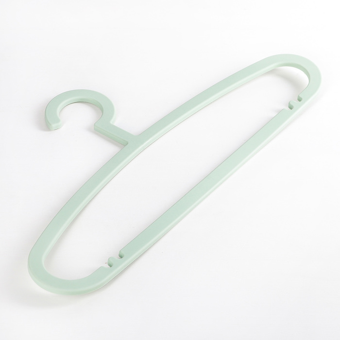 Вешалка "Уют" 42х2,5 см, цена за шт, цвет голубой