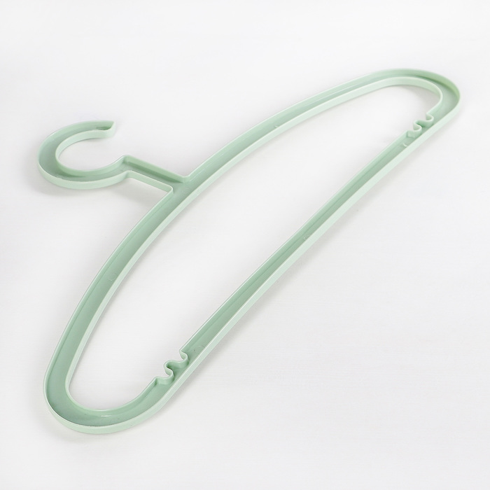 Вешалка "Уют" 42х2,5 см, цена за шт, цвет голубой