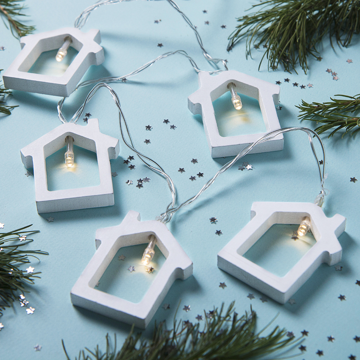 НИТЬ, 1.5 м, с насадк. "Дом белый", Н.С., LED-10-3V, 2*АА (не в компл), фиксинг, Т/БЕЛЫЙ