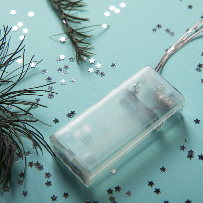 НИТЬ, 1.5 м, с насадк. "Лошадка красная", Н.С., LED-10-3V, 2*АА(не в компл), фиксинг Т/БЕЛЫЙ