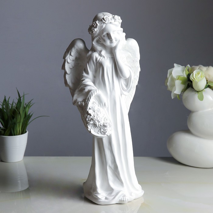 Светящаяся фигура "Ангел девушка с корзиной" 19х20х43см