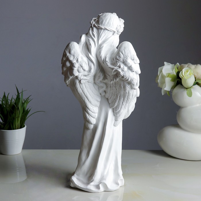 Светящаяся фигура "Ангел девушка с корзиной" 19х20х43см