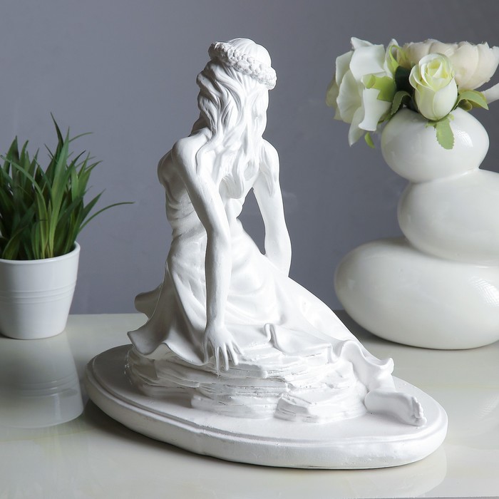 Светящаяся фигура "Девушка Весна" 32х20х33см