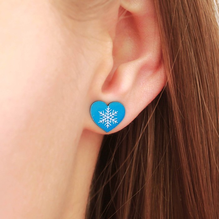 Набор украшений в шаре "Зайчик", серёжки, значок, 7 см