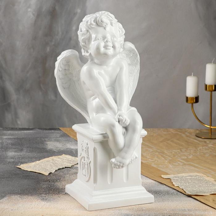 Статуэтка "Ангел на тумбе", белая, 19х21х45 см
