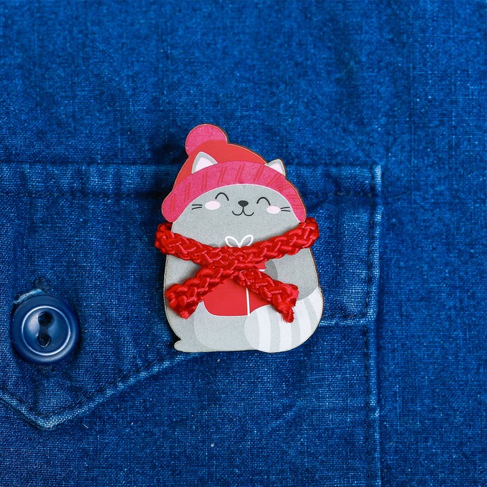 Новогодний значок с объёмным элементом "Желаю найти свою половинку"