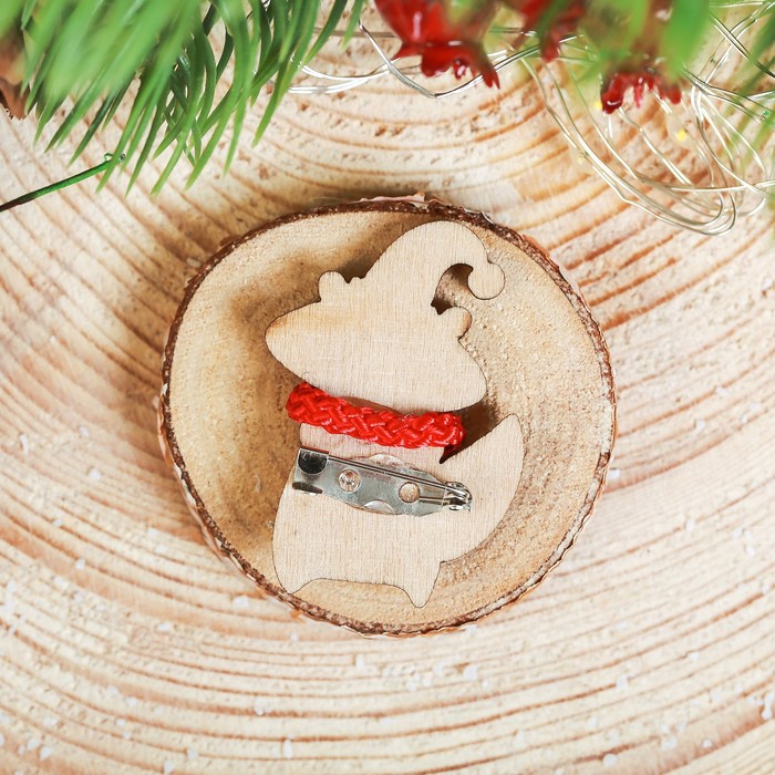 Новогодний значок с объёмным элементом "Можно все"