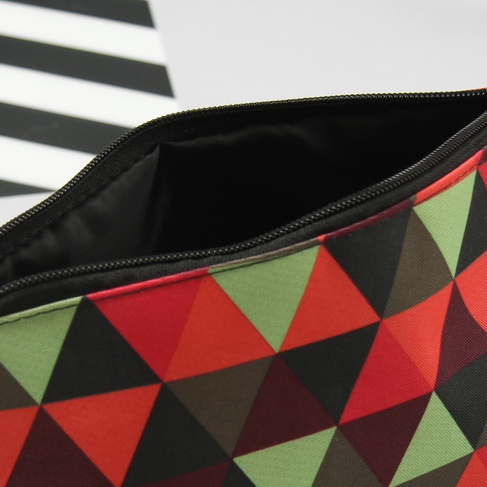 Косметичка простая «Ромбы», отдел на молнии, разноцветный